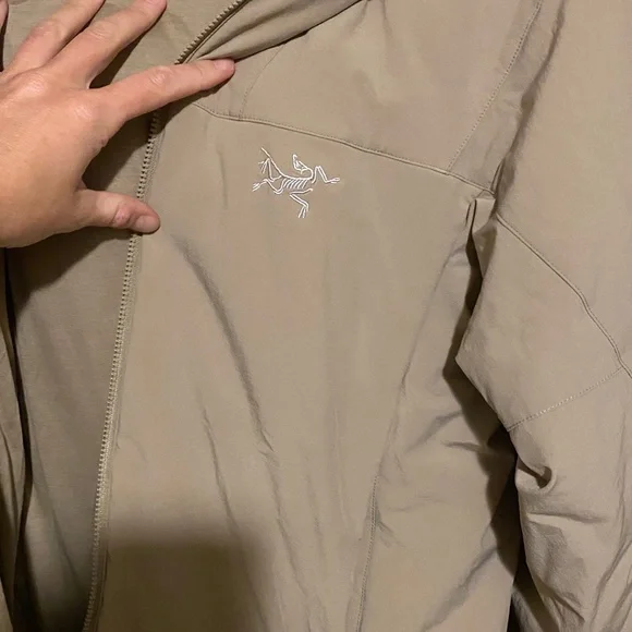 Arc'teryx Epsilon Insulated Hoody XS - Picture 7 of 8